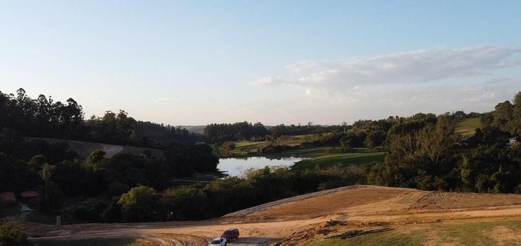 Terreno à venda no bairro Parque Villa dos PinheirosIndaiatuba: 