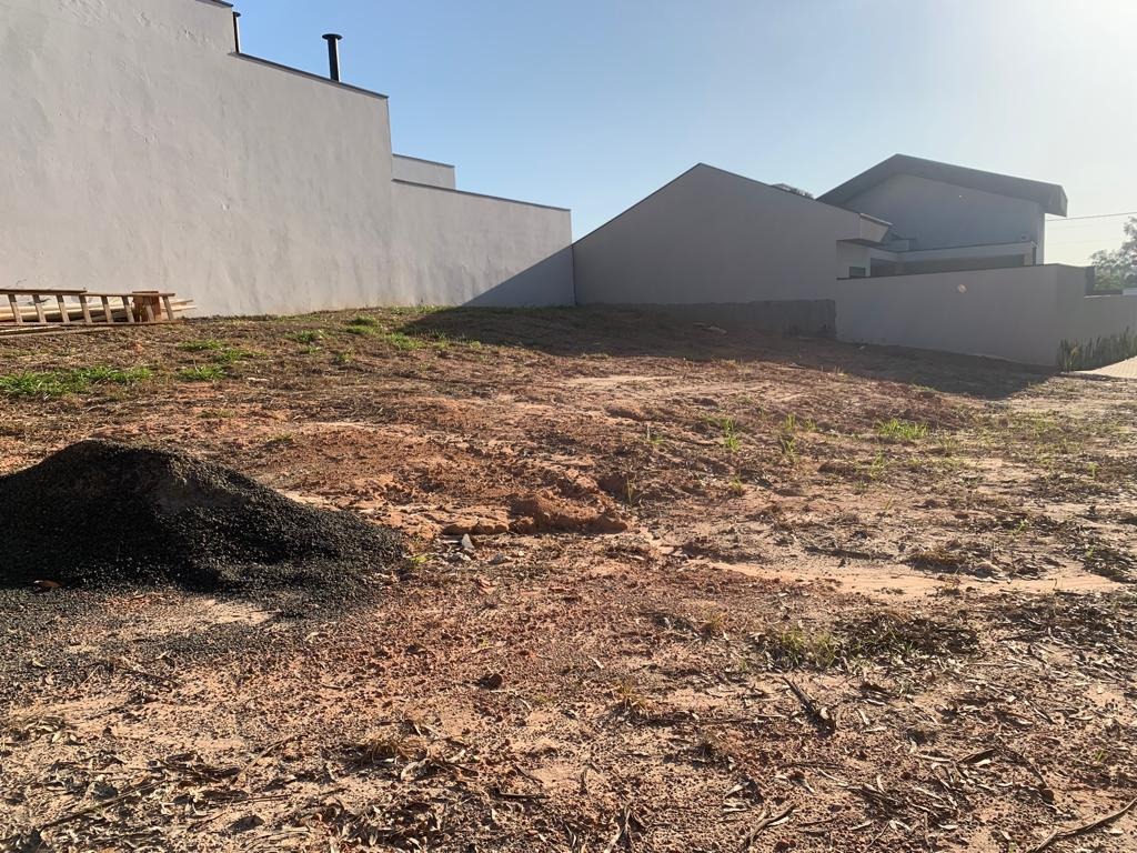 Terreno à venda no bairro JARDIM LAGUNAIndaiatuba: 