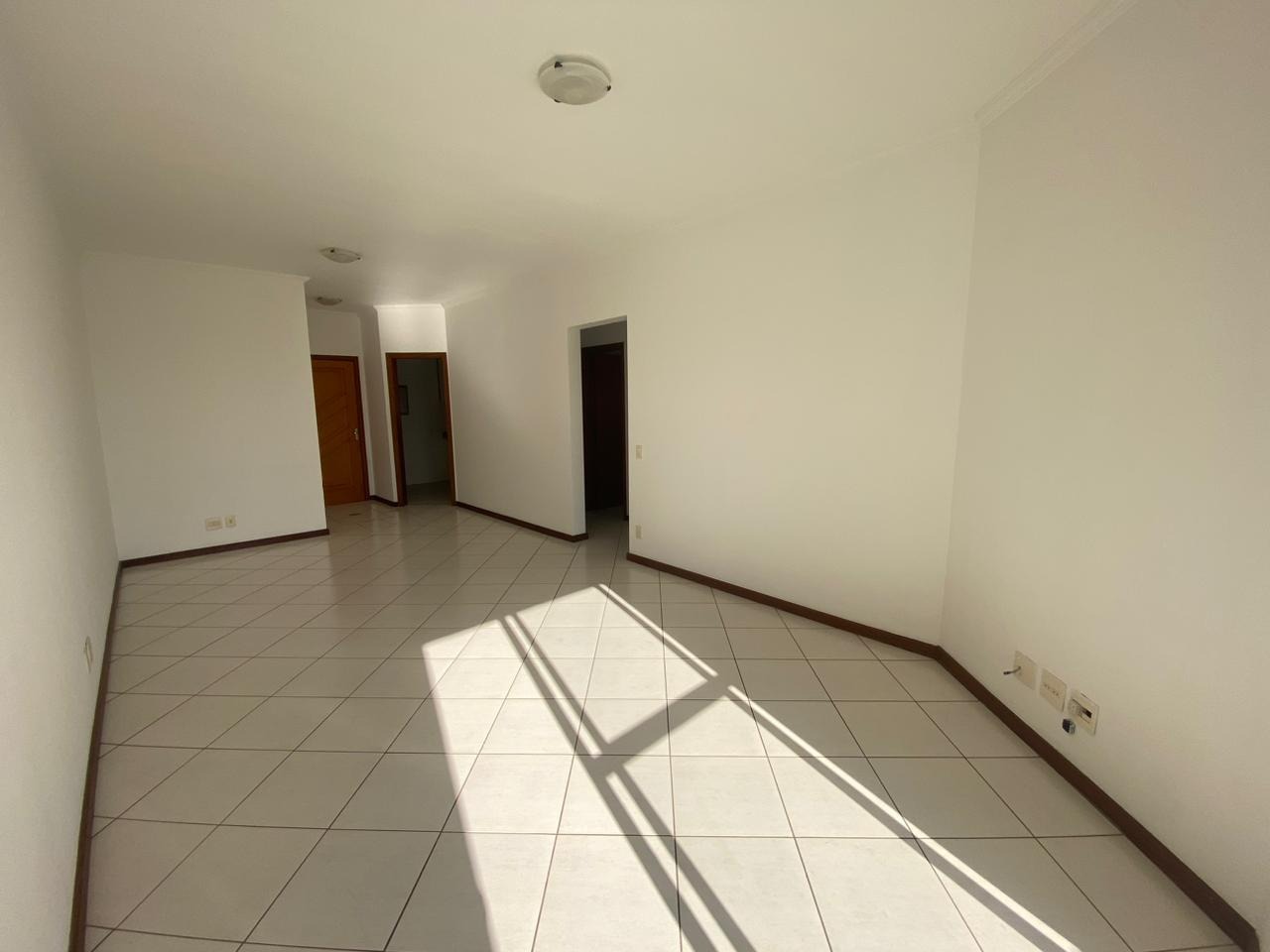 Apartamento à venda no bairro CENTROIndaiatuba: 