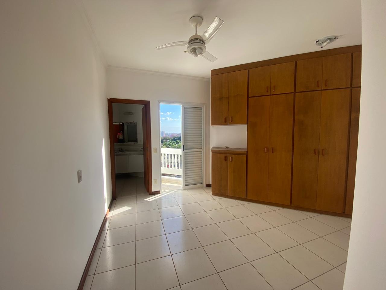 Apartamento à venda no bairro CENTROIndaiatuba: 