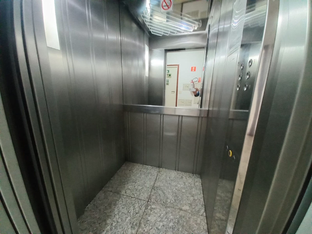 Apartamento à venda no bairro CENTROIndaiatuba: Elevador