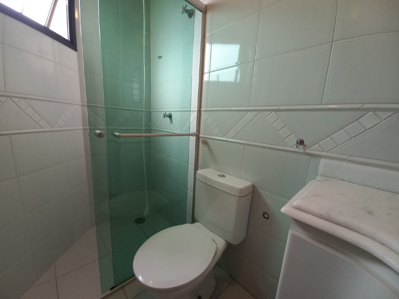 Apartamento à venda no bairro CENTROIndaiatuba: Banheiro Social