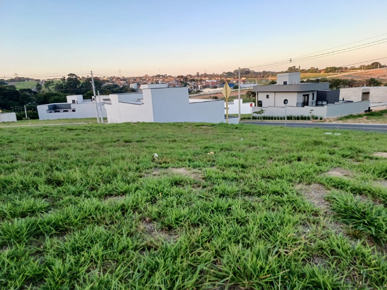 Terreno à venda no bairro LOTEAMENTO PARK GRAN RESERVEIndaiatuba: 