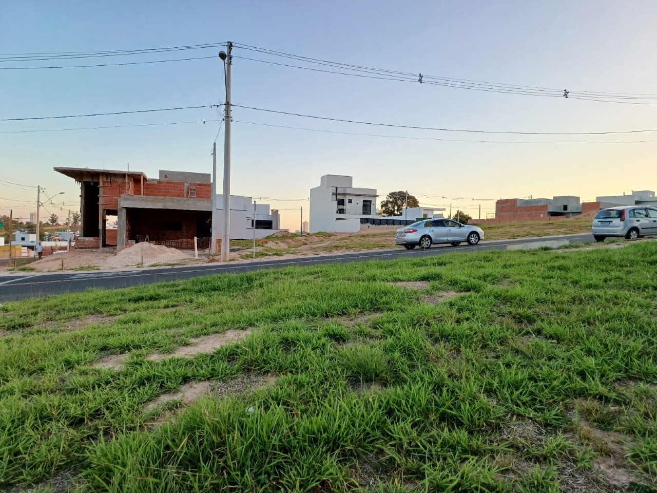 Terreno à venda no bairro LOTEAMENTO PARK GRAN RESERVEIndaiatuba: 