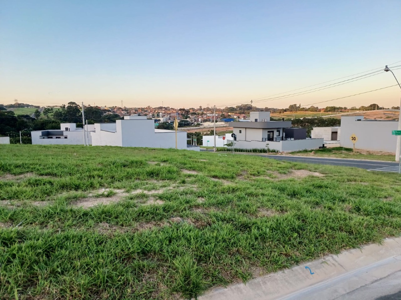 Terreno à venda no bairro LOTEAMENTO PARK GRAN RESERVEIndaiatuba: 