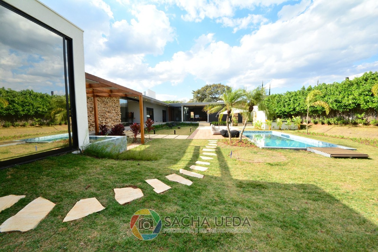 Casa de condomínio à venda no bairro HELVETIA COUNTRYIndaiatuba: 