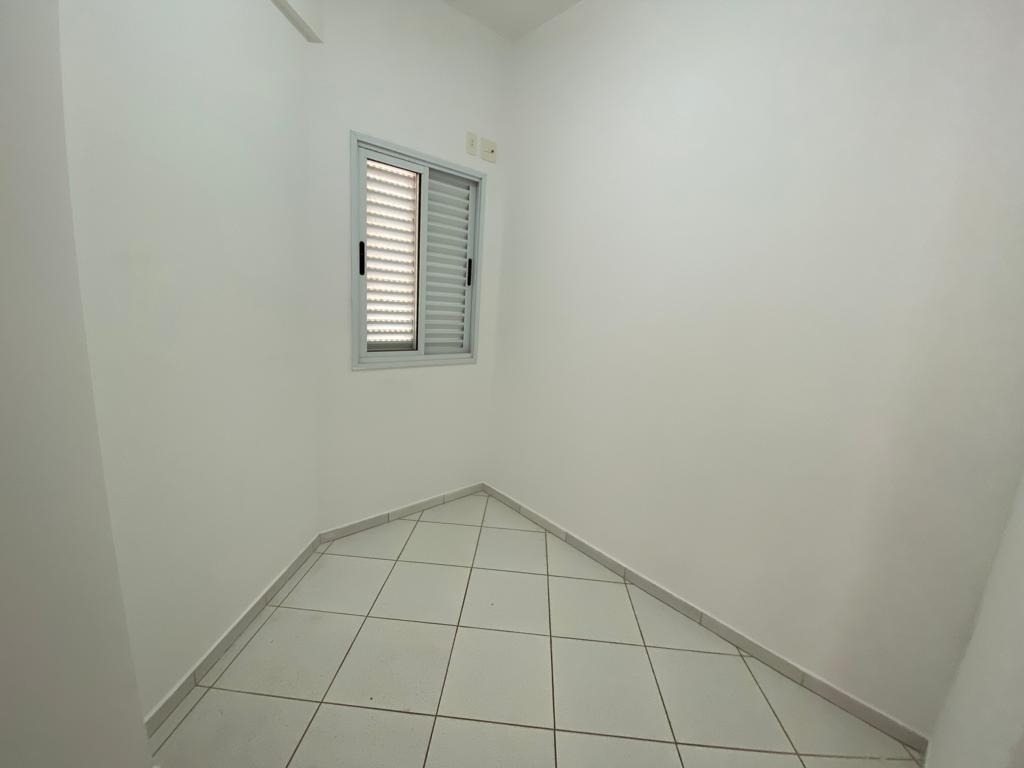 Apartamento para aluguel no bairro CENTROIndaiatuba: Dormitório Serviço 