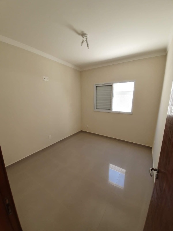 Casa de condomínio para aluguel no bairro JARDIM VISTA VERDEIndaiatuba: Quarto