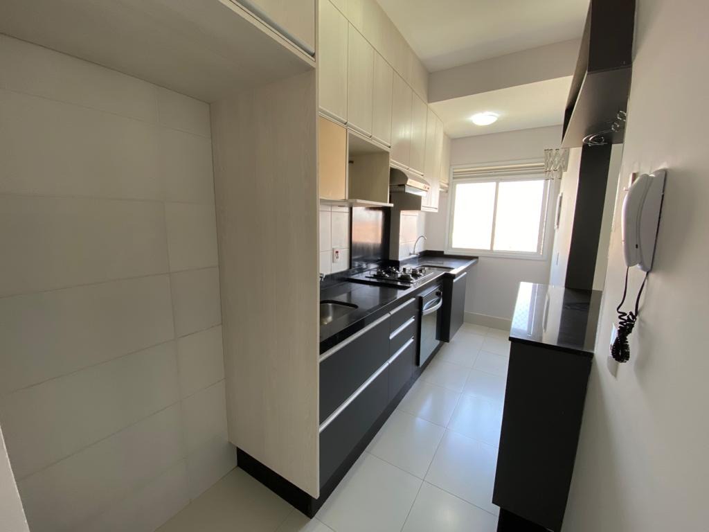 Apartamento para aluguel no bairro JARDIM SANTIAGOIndaiatuba: 