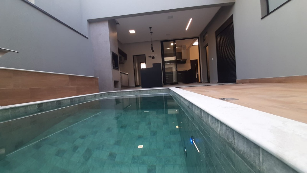 Casa de condomínio à venda no bairro JARDIM RESIDENCIAL VIENAIndaiatuba: Piscina 