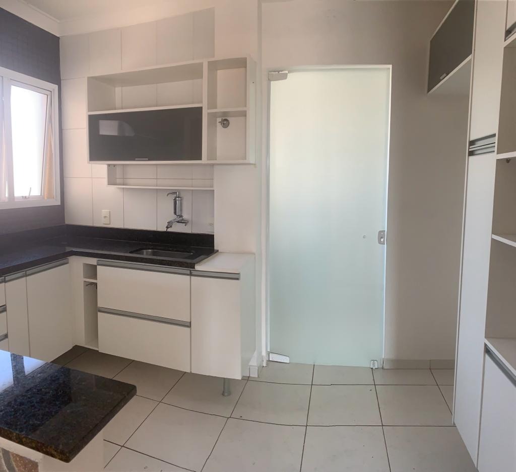 Apartamento para aluguel no bairro CENTROIndaiatuba: 