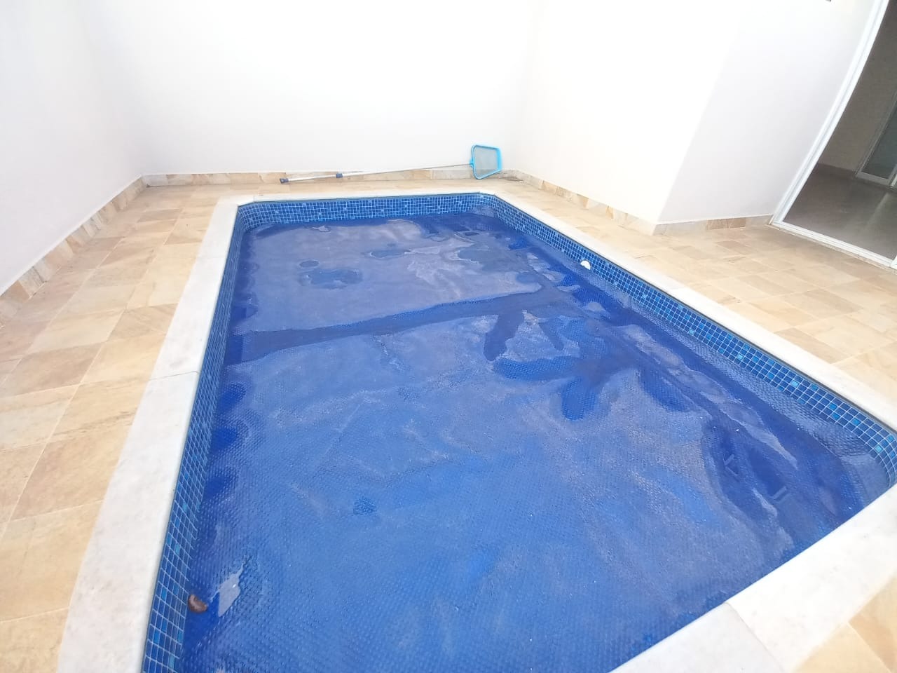 Casa de condomínio para aluguel no bairro Jardim EsplanadaIndaiatuba: Piscina 