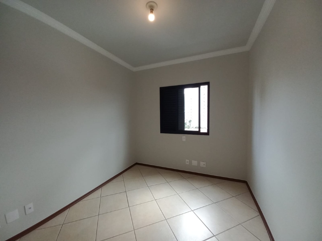 Apartamento para aluguel no bairro CENTROIndaiatuba: Quarto 1 