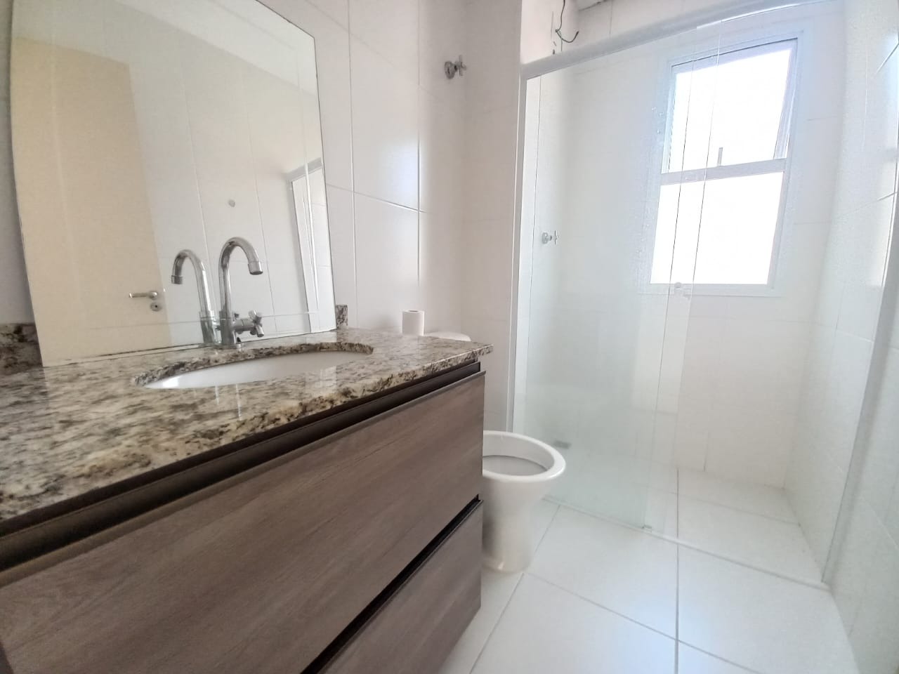 Apartamento para aluguel no bairro JARDIM MOACYR ARRUDAIndaiatuba: Banheiro