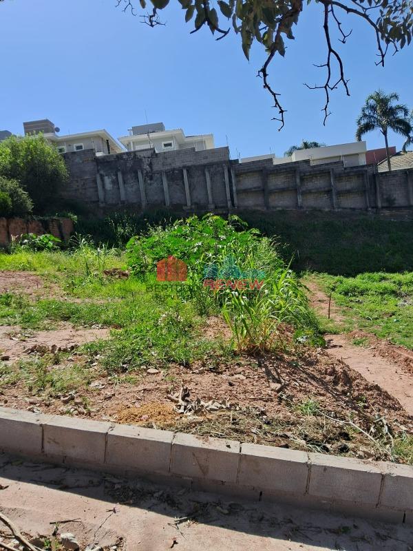 Terreno à venda Bosque dos Eucaliptos em Valinhos: 