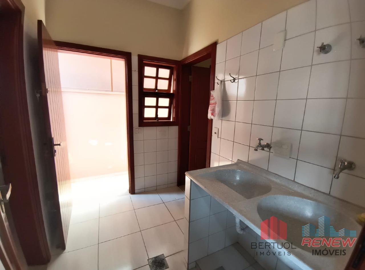 Casa de Condomínio à venda Villaggio Capríccio em Louveira: LAVANDERIA