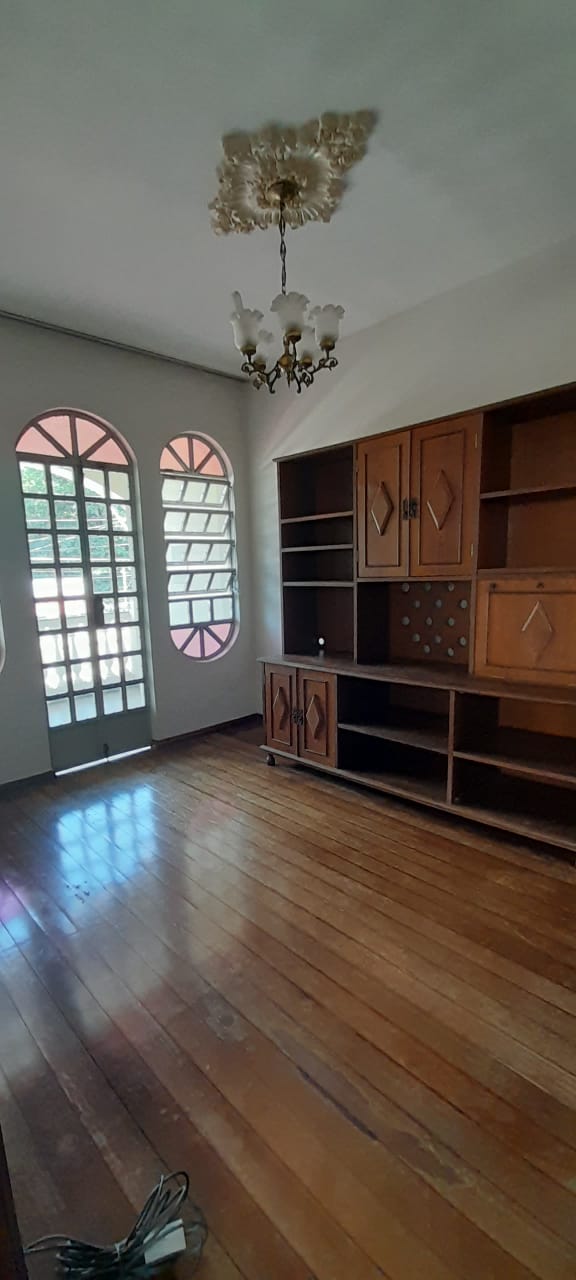 Casa à venda no GrãDuquesa: 4522-3-122.jpg