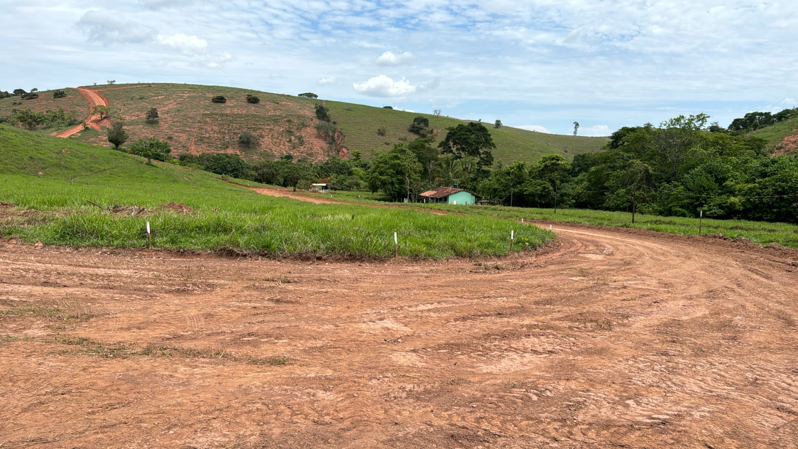 Chácara à venda no Chacreamento Solar Do Vale: 4523-2-122.jpg