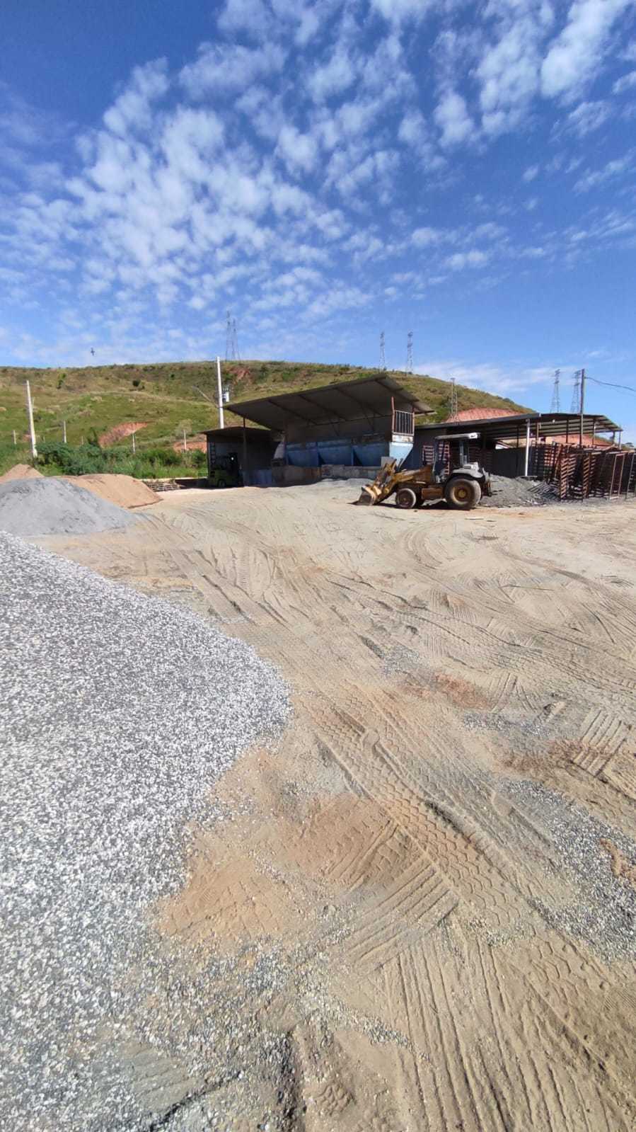 Chácara à venda no Embauba: AnyConv.com__833da876-2c84-44ba-8a20-c338a9873580 - Ronald Gonçalves.jpg