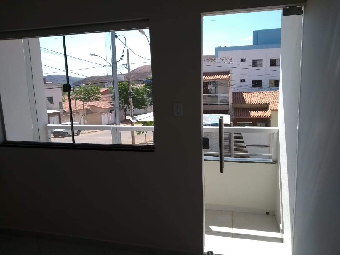 Casa à venda no Caravelas: 4789-1-40.jpg