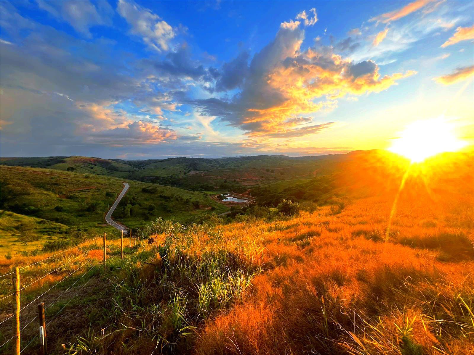 Chácara à venda no Pontal: sc_imagens_e755c9fc898700f29e9db33a5ef32e99.jpg