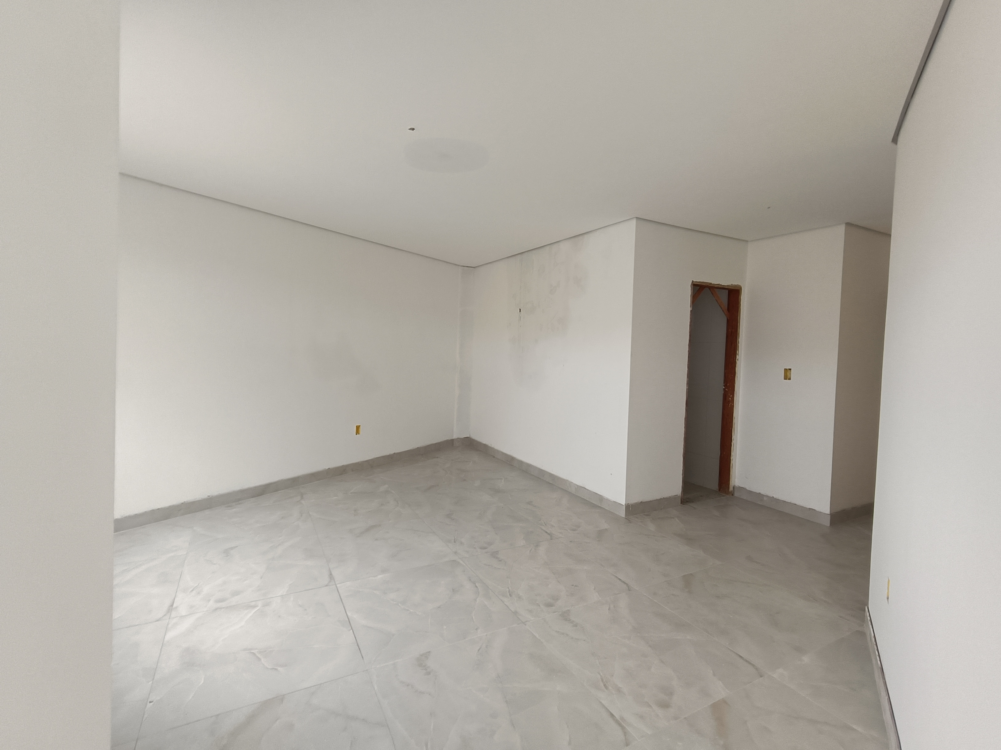 Casa à venda no Coração Eucarístico: sc_imagens_2e87c7a9613b3176a8d990da493e2d6f.jpg