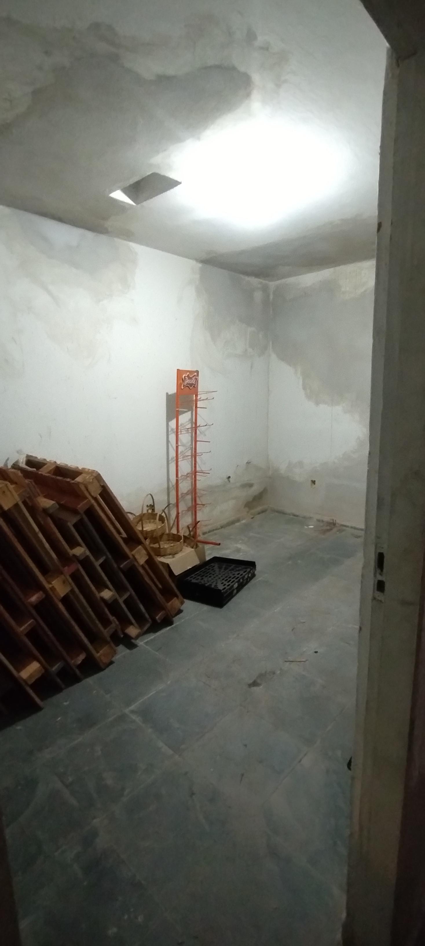 Loja à venda no Lourdes: 4976-6-40.jpg