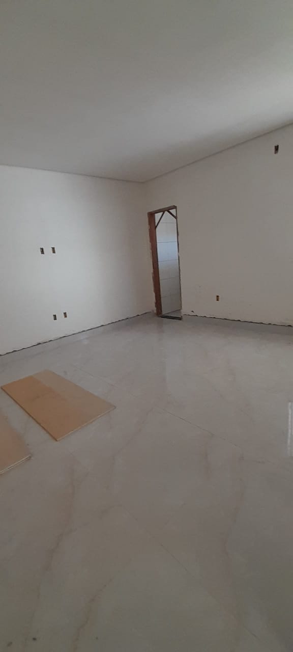 Casa à venda no Elvamar: sc_imagens_325524f4cd3c2f88d91dff149ad010f5.jpg