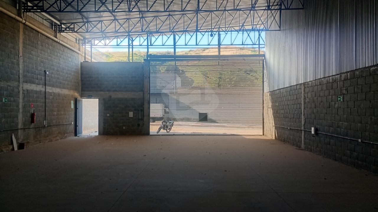 Galpão para aluguel no Planalto: 