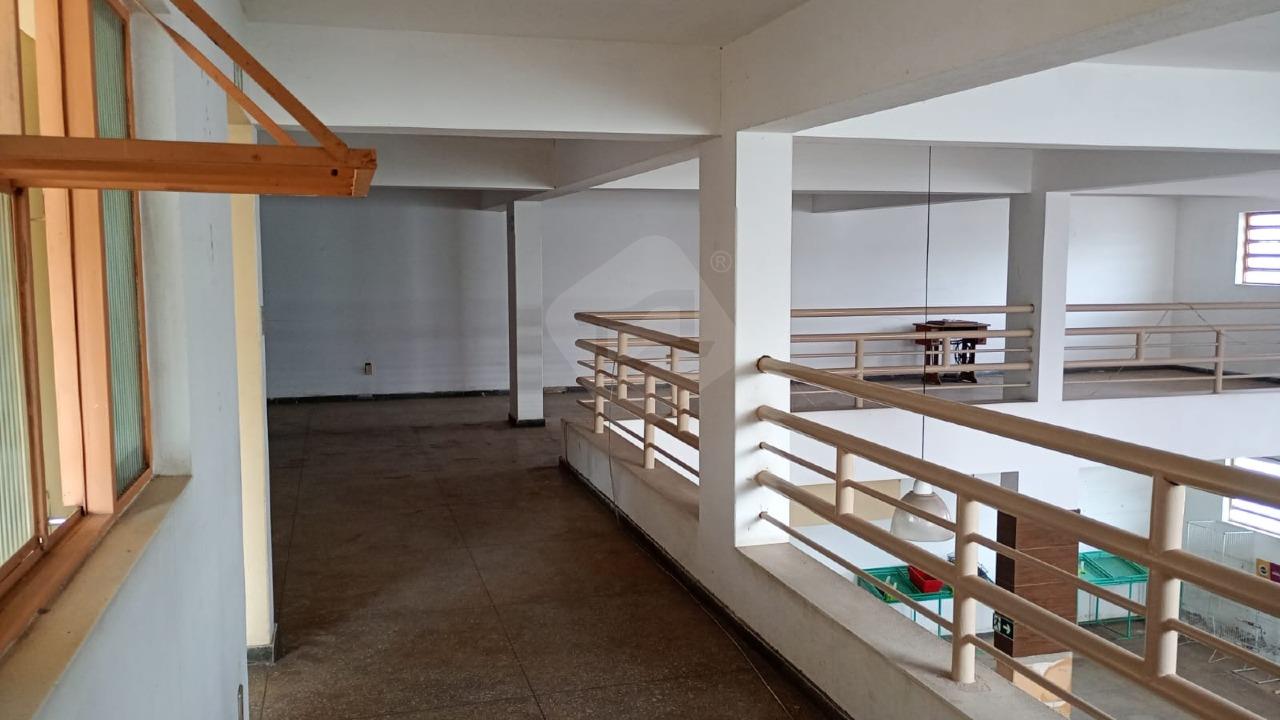 Galpão para aluguel no GrãDuquesa: 