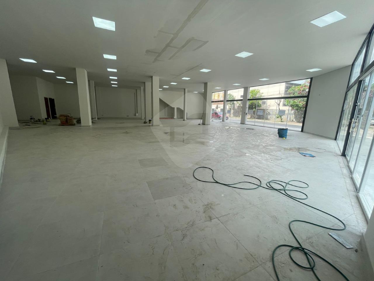 Loja para aluguel no Lourdes: 