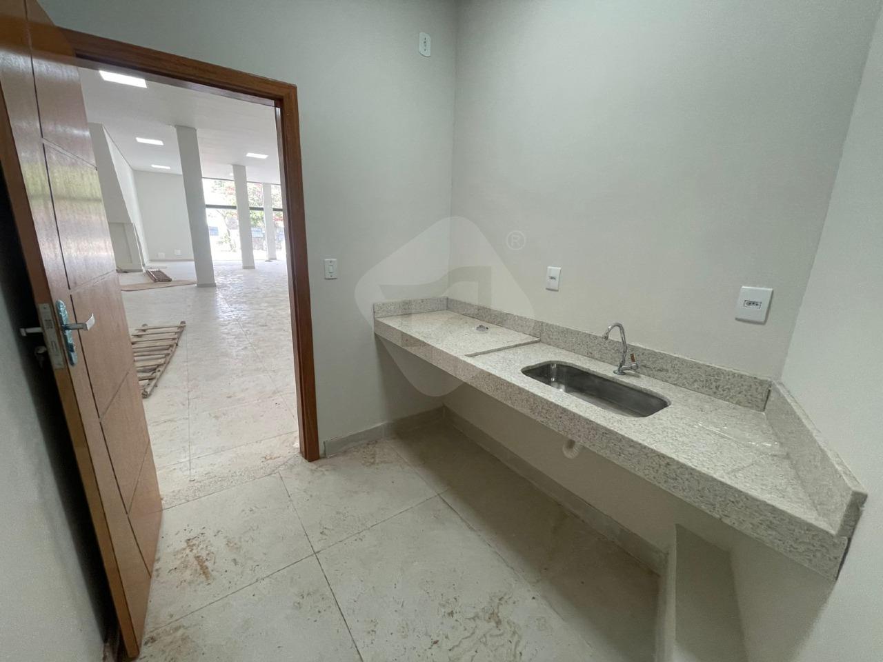 Loja para aluguel no Lourdes: 