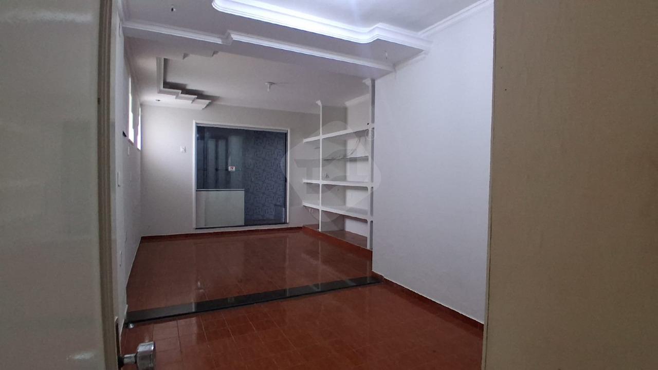 Casa para aluguel no Maria Eugênia: SUÍTE