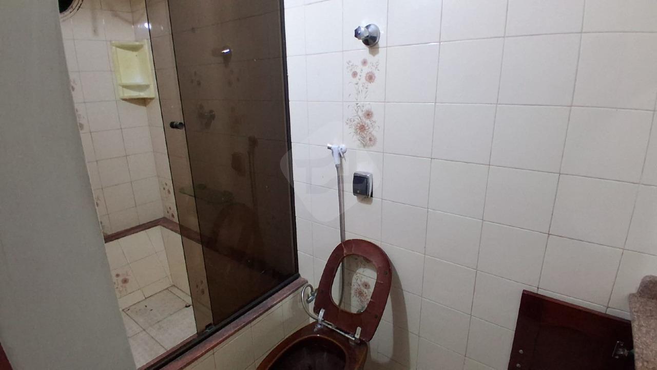 Casa para aluguel no Maria Eugênia: BANHEIRO SUÍTE