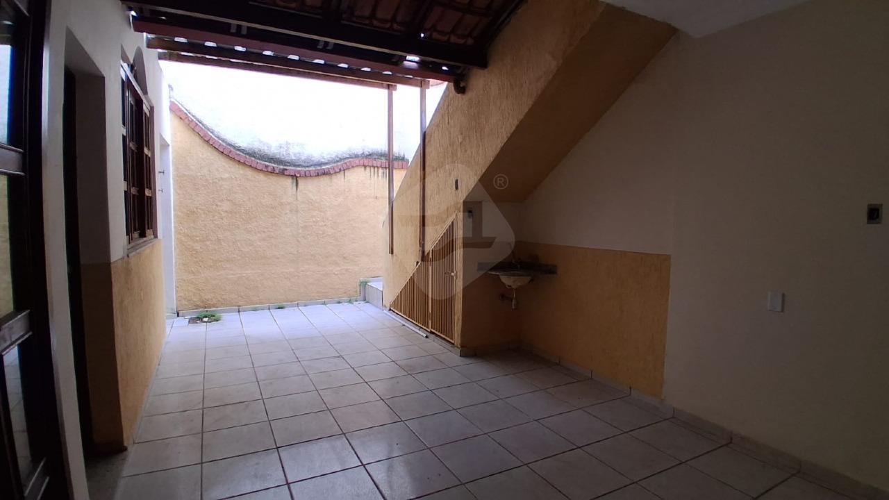 Casa para aluguel no Esplanada: ÁREA EXTERNA