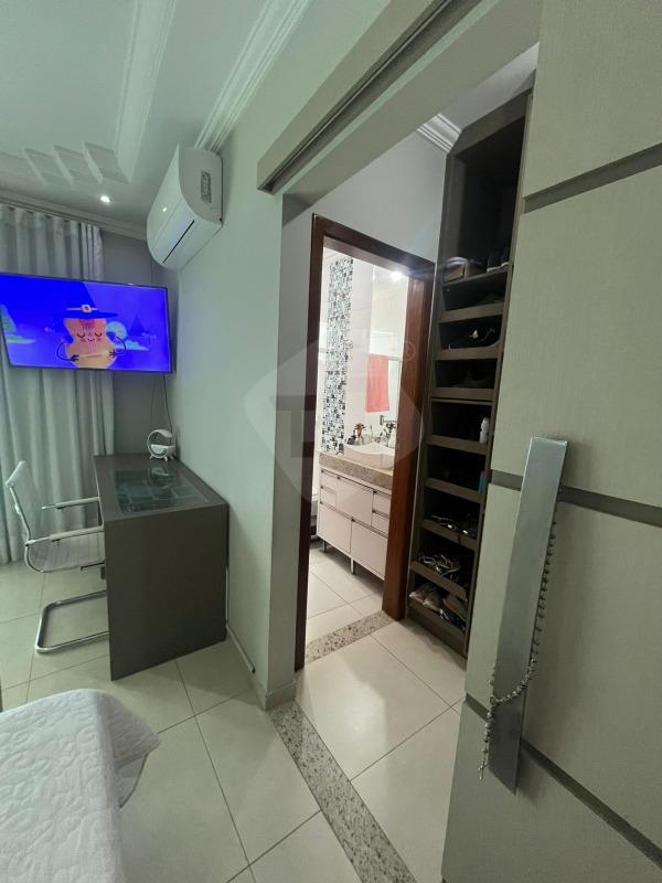 Casa à venda no GrãDuquesa: 