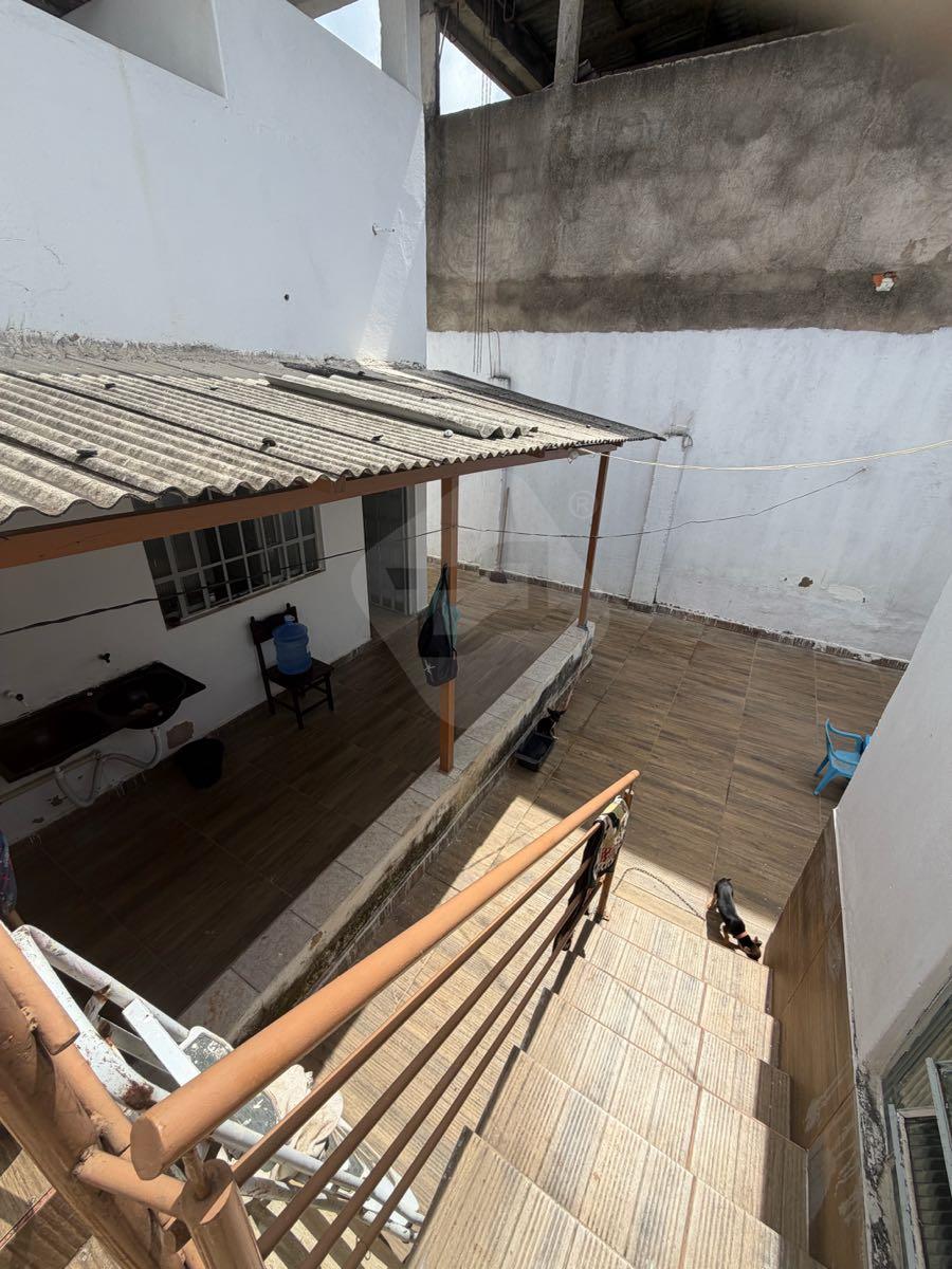 Casa à venda no Elvamar: 