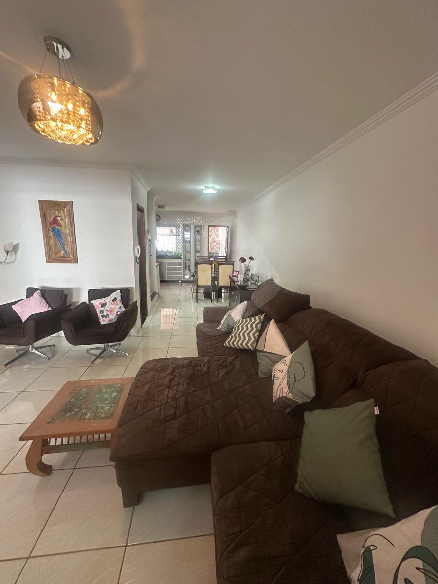 Casa à venda no Vale Pastoril: 