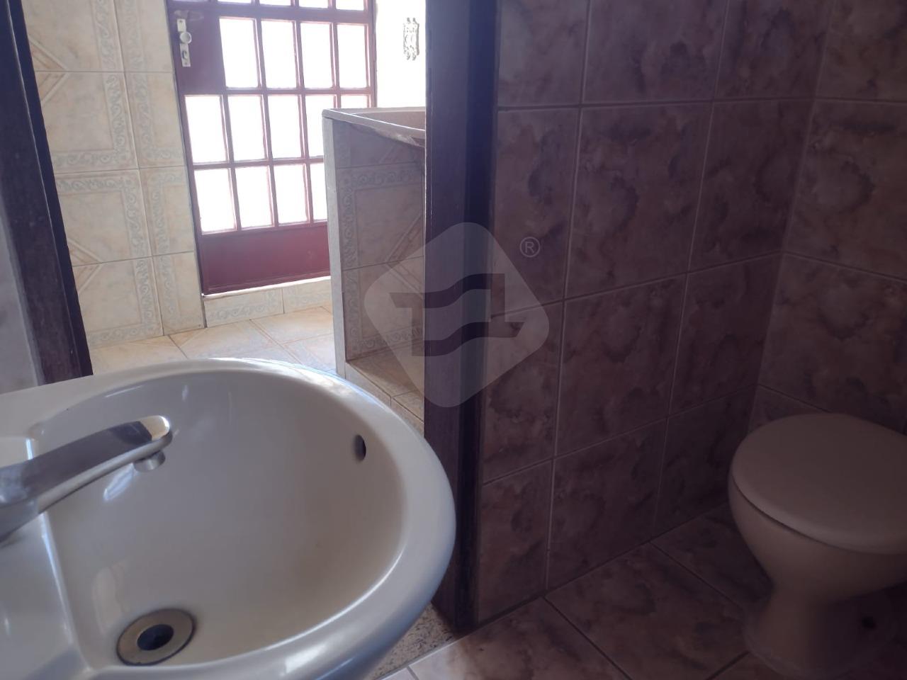 Apartamento para aluguel no Vila Bretas: BANHEIRO SOCIAL
