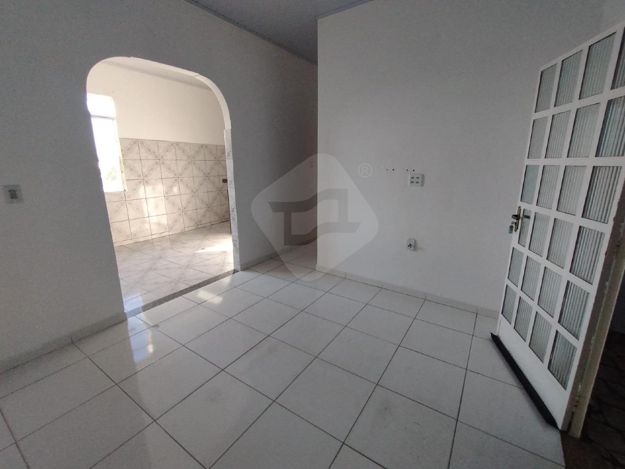 Casa para aluguel no São Raimundo: SALA
