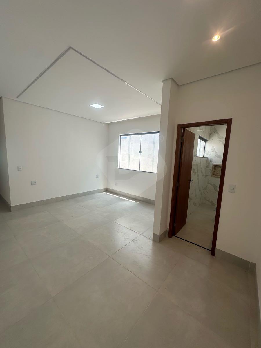 Casa à venda no Bosque da Figueira: 