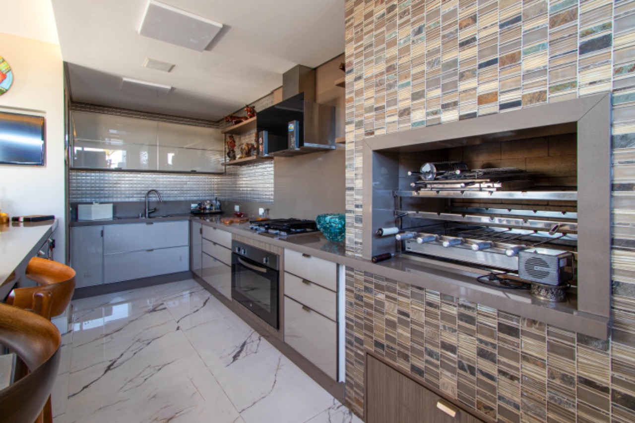 Cobertura[ NumeroQuarto] Itacorubi Florianópolis Jardins de Bordeaux: 