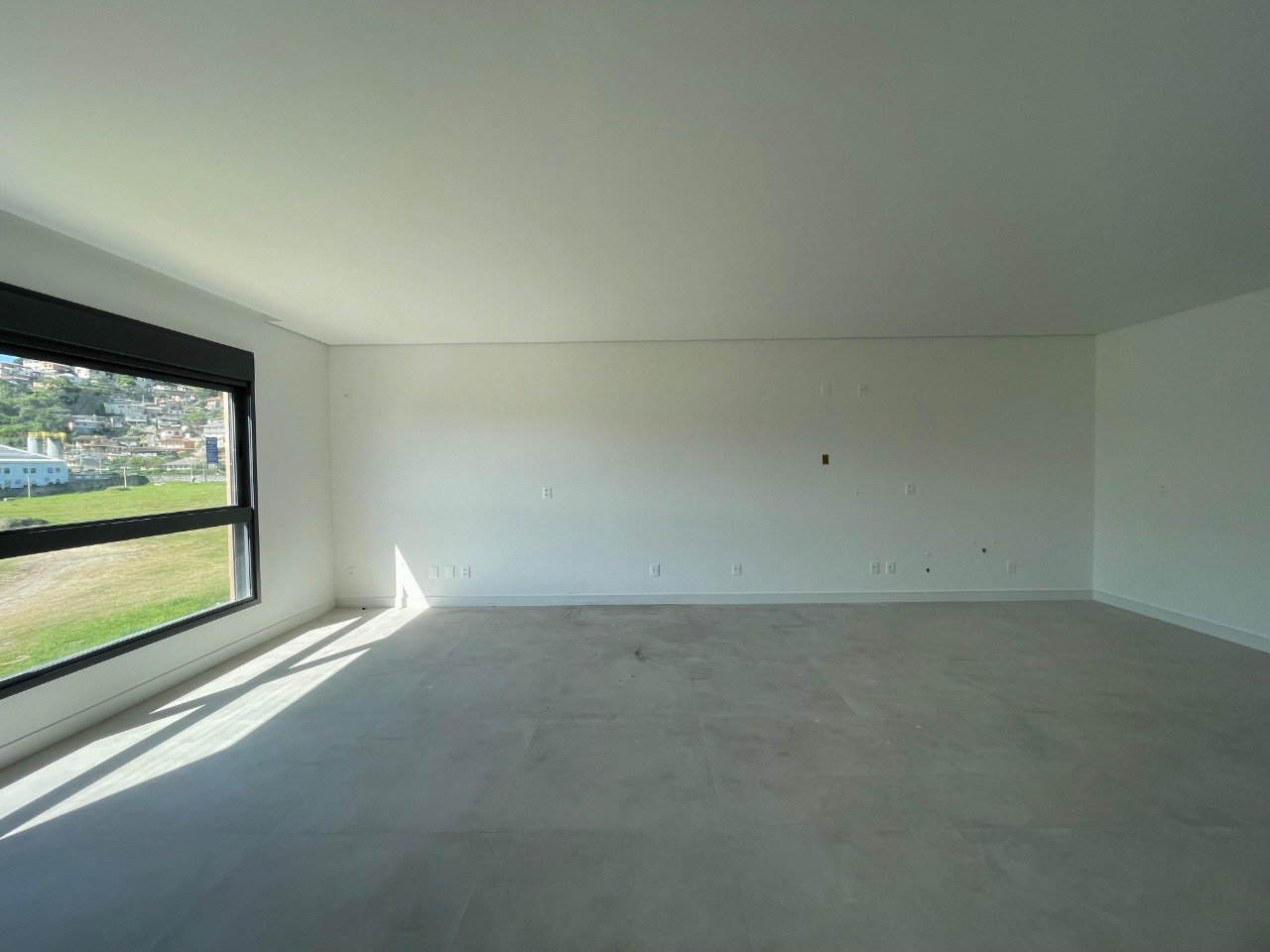 Estúdio[ NumeroQuarto] Saco Grande Florianópolis First: 