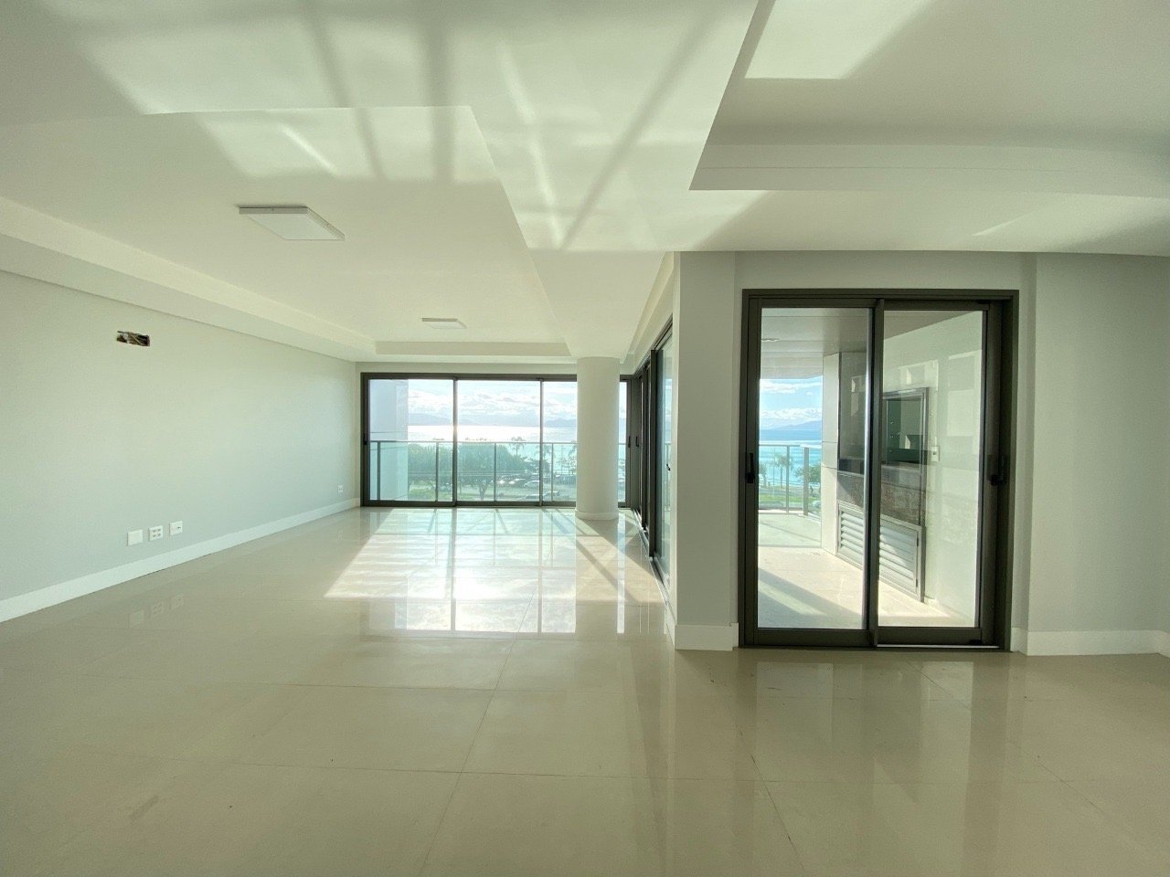 Apartamento[ NumeroQuarto] Centro Florianópolis Forte de Santa Cruz: 