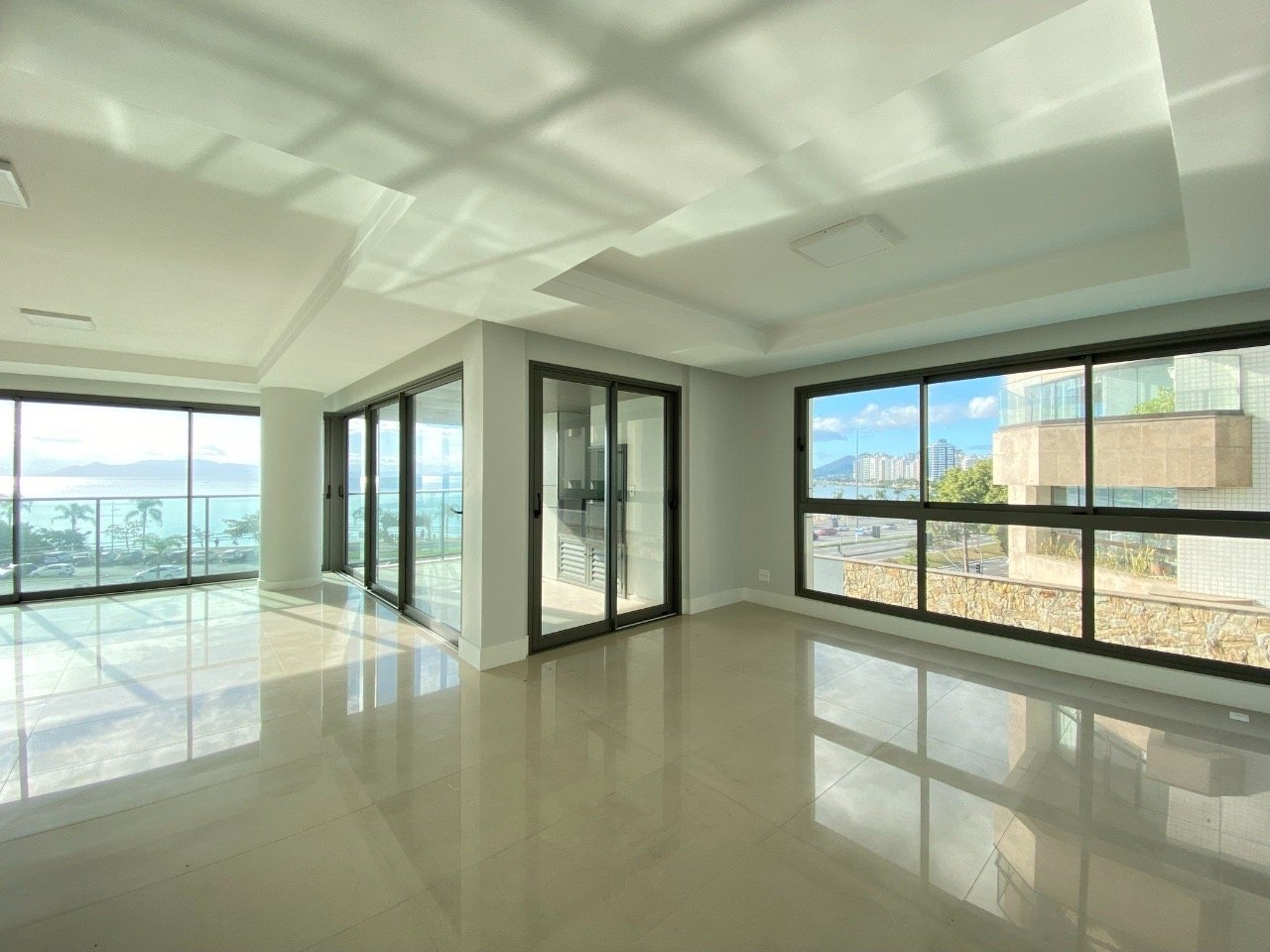 Apartamento[ NumeroQuarto] Centro Florianópolis Forte de Santa Cruz: 