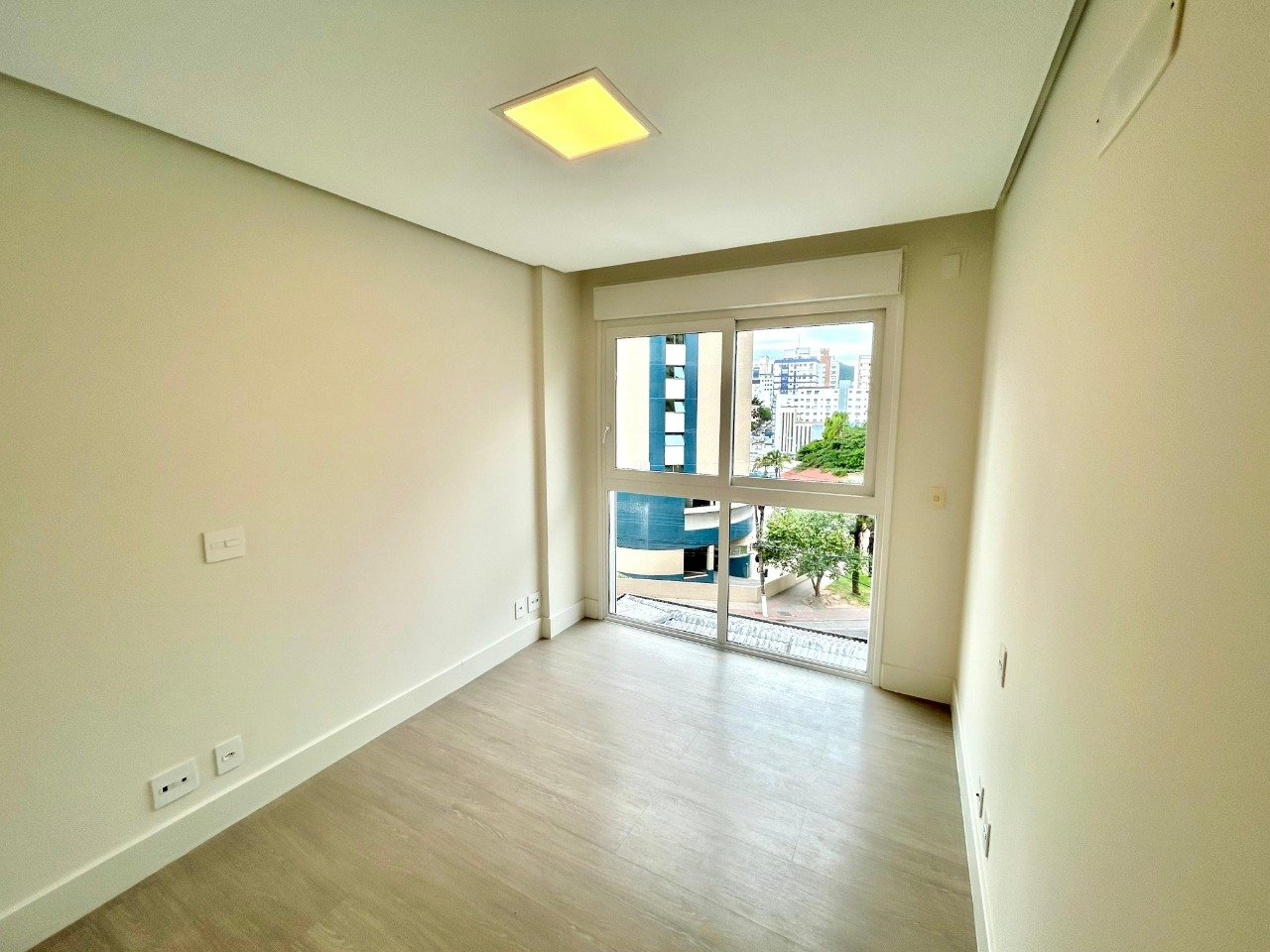 Apartamento[ NumeroQuarto] Centro Florianópolis Place Residence: 