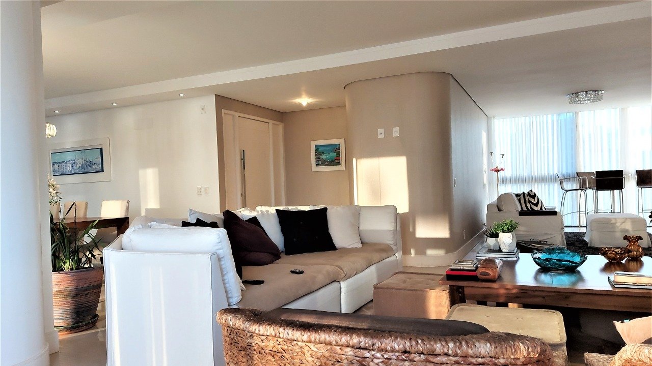 Apartamento[ NumeroQuarto] Centro Florianópolis Celso Lopes: 