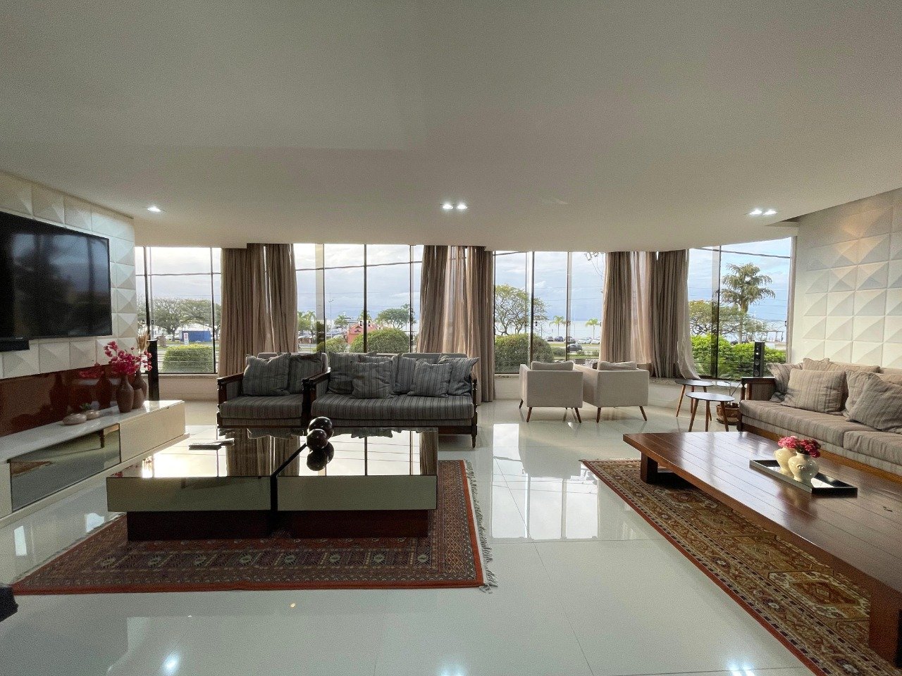 Apartamento[ NumeroQuarto] Beira-Mar Norte Florianópolis Richard gottsmann: 