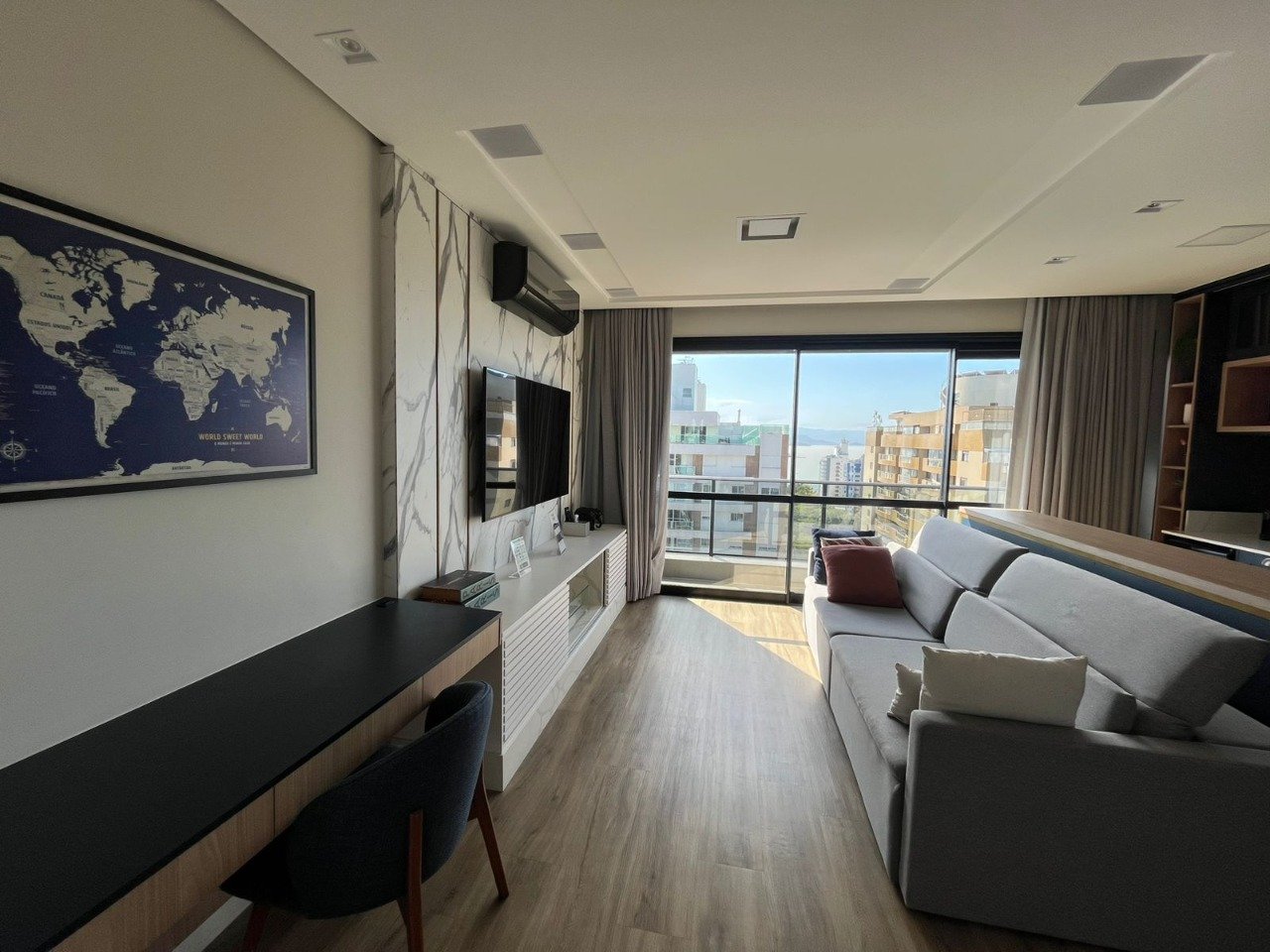 Estúdio[ NumeroQuarto] Centro Florianópolis Top Vision Tower: 