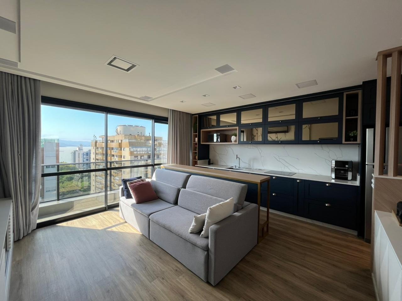 Estúdio[ NumeroQuarto] Centro Florianópolis Top Vision Tower: 